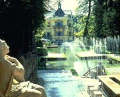 hellbrunn1gr.jpg